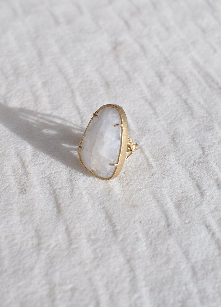 Hazy Sky Ring