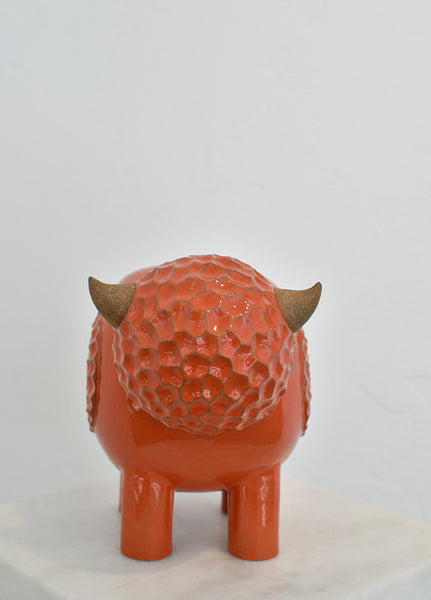 Ceramic Bully: Tomato Textured Shorthorn Bully