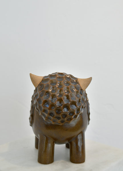 Ceramic Bully: Bark Textured Shorthorn Bully