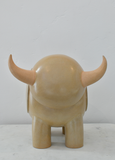 Ceramic Bully: Giant Winter White Bully