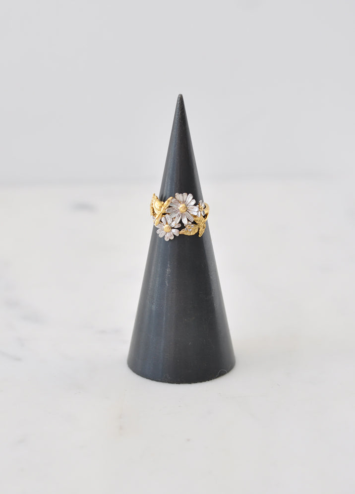 Posy Bloom Bee Ring