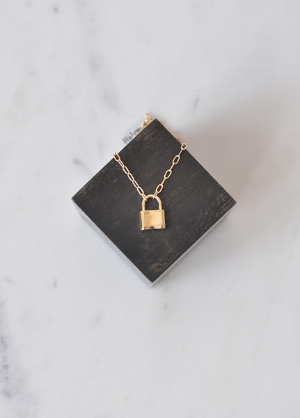 Holmes Necklace